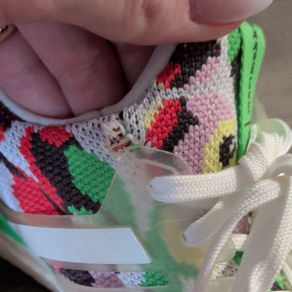 Adidas X Marimekko Ultra Boosts (Size 8) - Picture 6 of 8